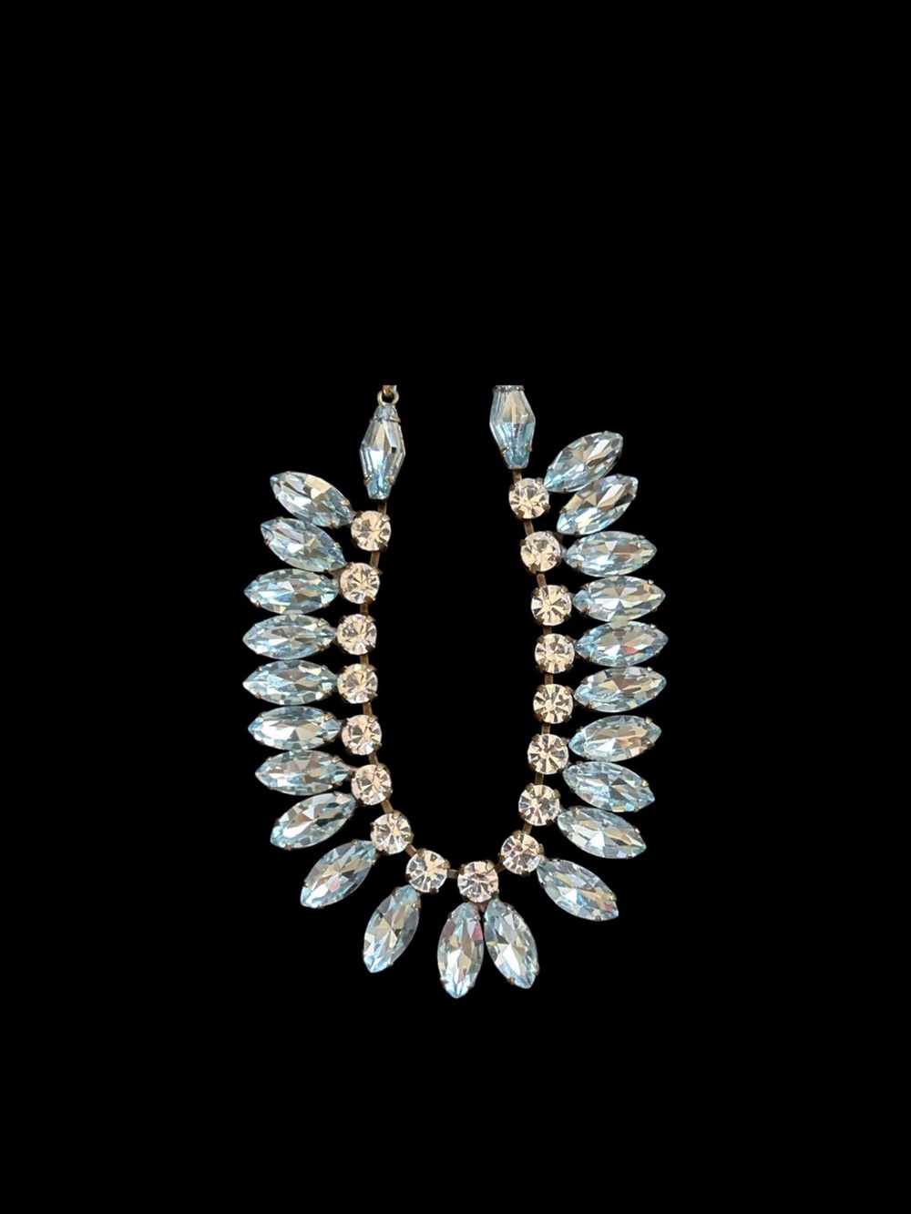 Sorelli Vintage Rhinestone necklace BLUE/CLEAR
- Light Blue